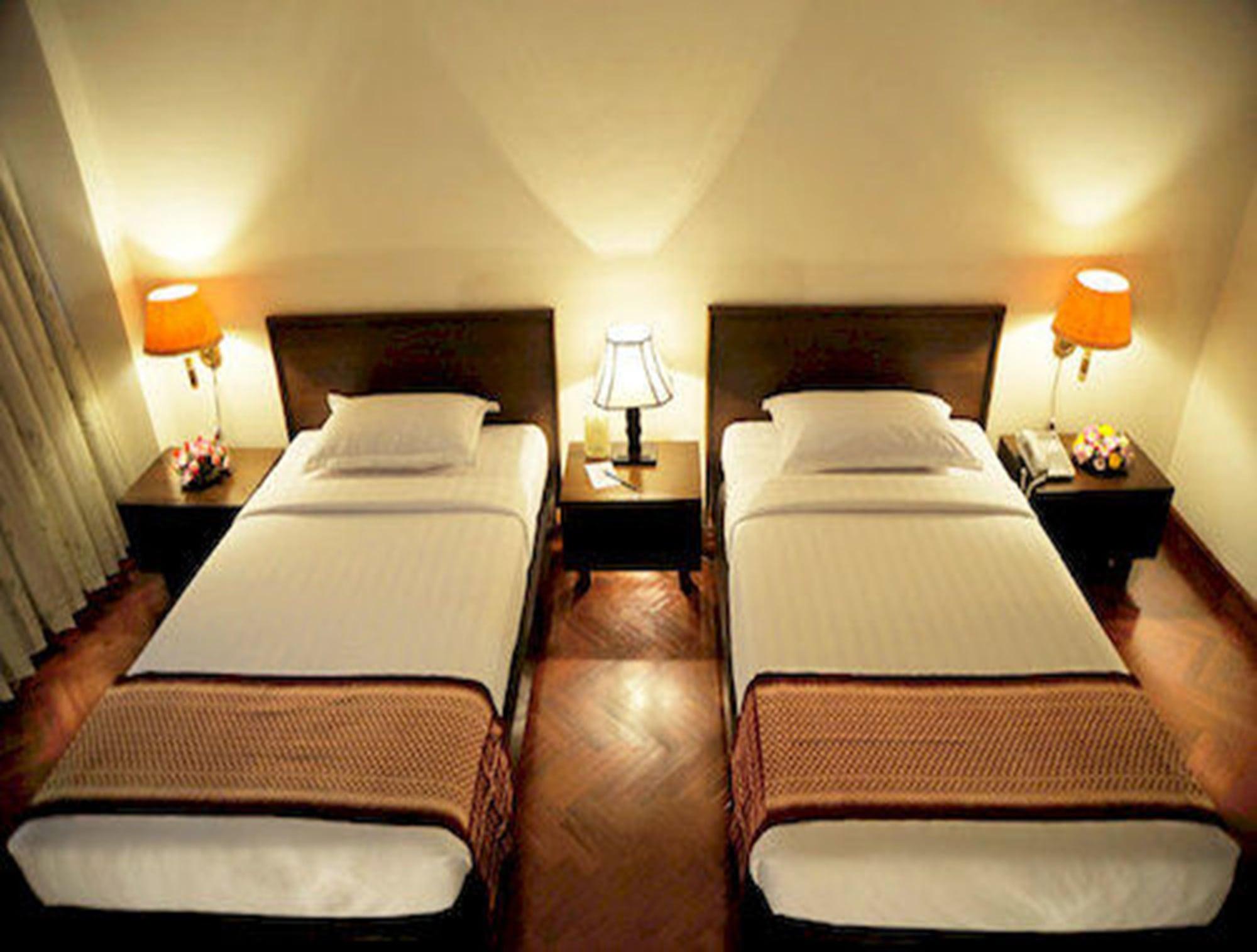 Hotel Yangon Ngoại thất bức ảnh