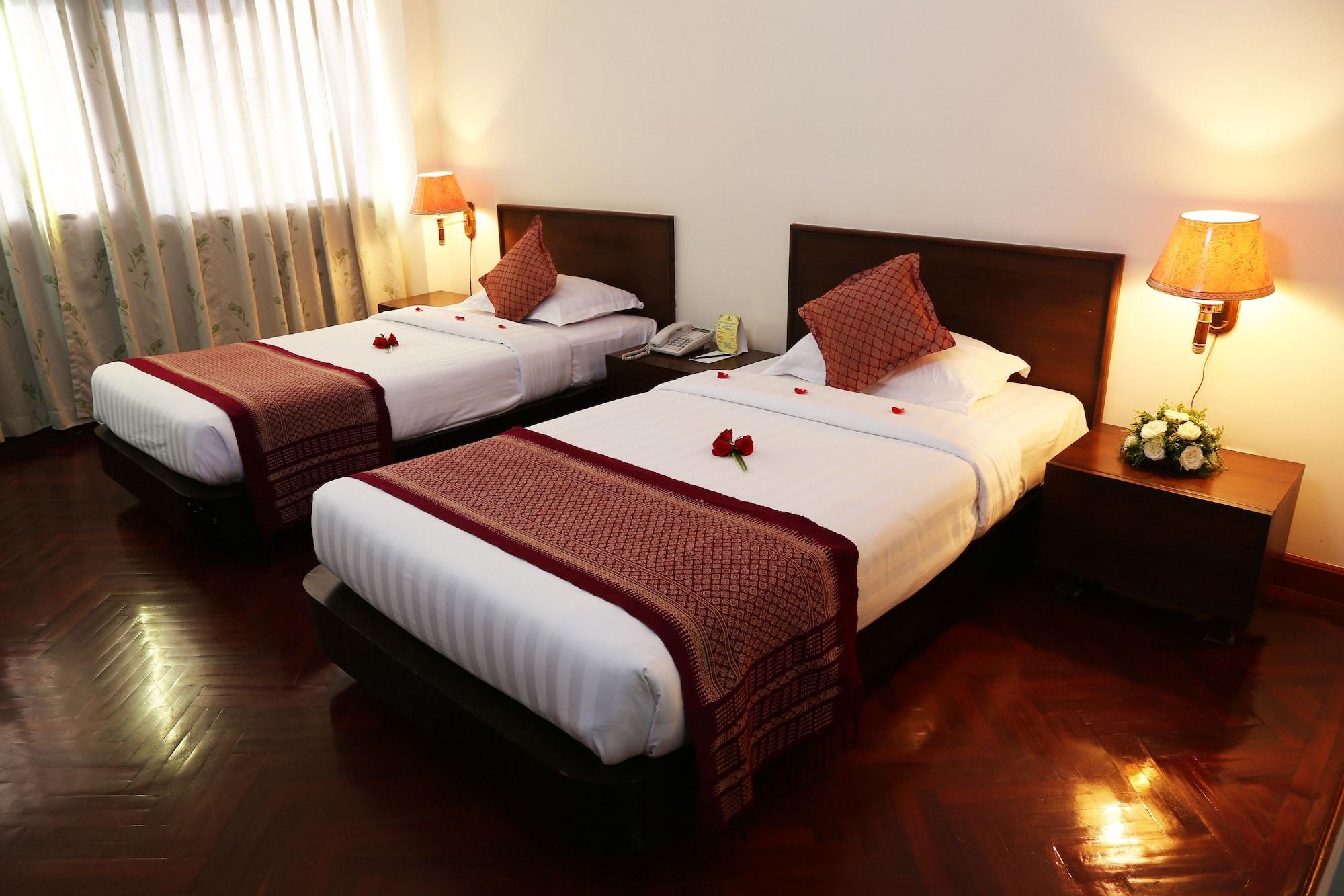 Hotel Yangon Ngoại thất bức ảnh