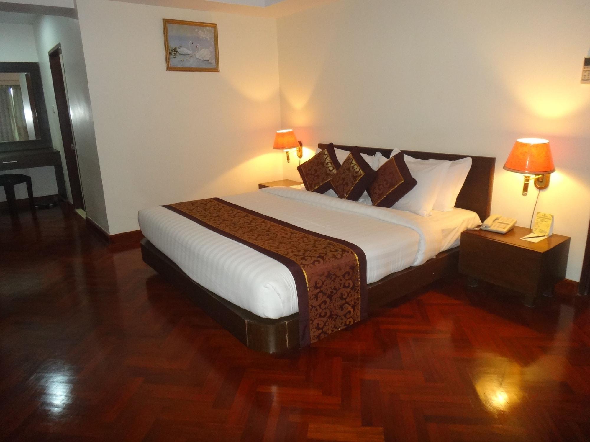 Hotel Yangon Ngoại thất bức ảnh