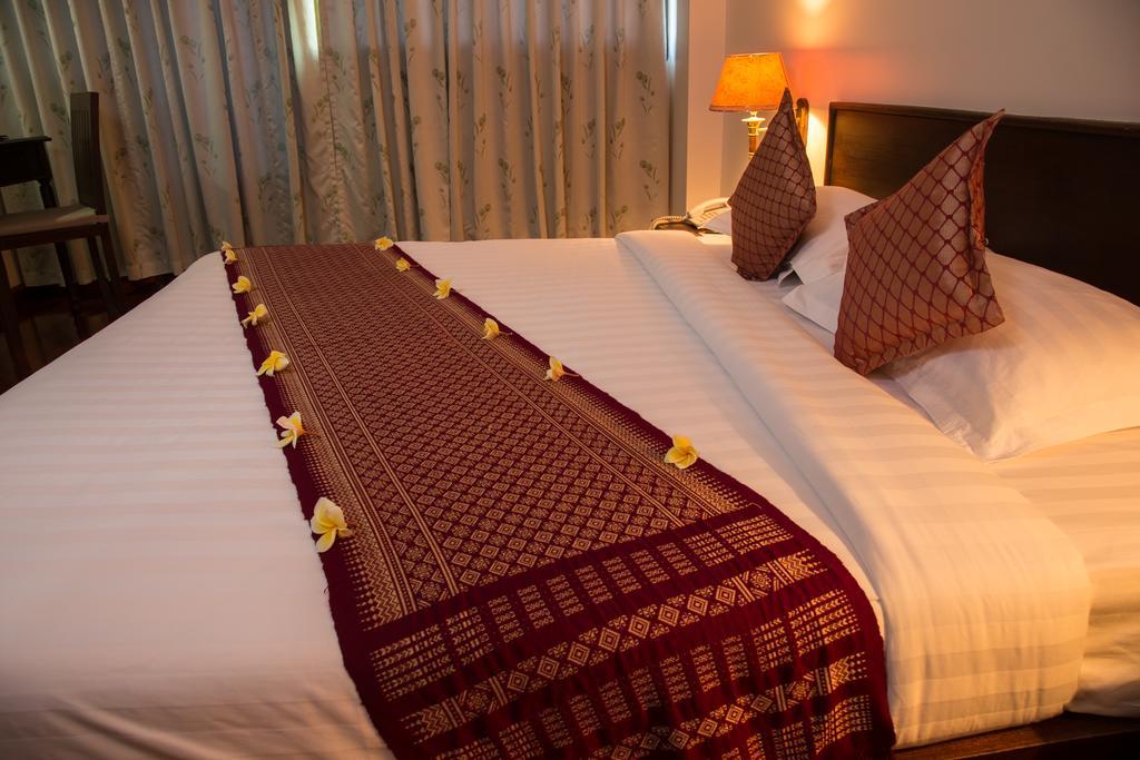 Hotel Yangon Ngoại thất bức ảnh