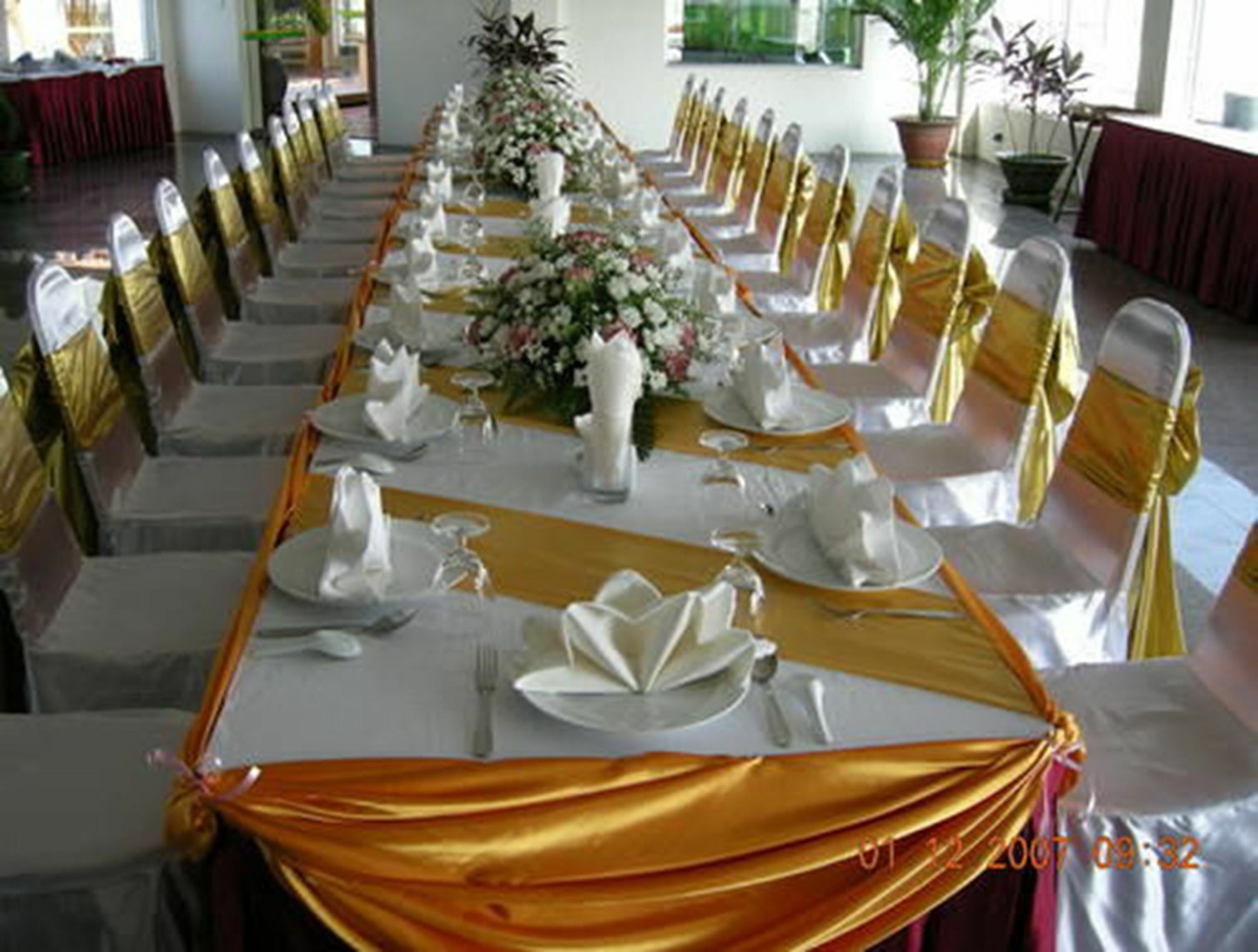 Hotel Yangon Ngoại thất bức ảnh