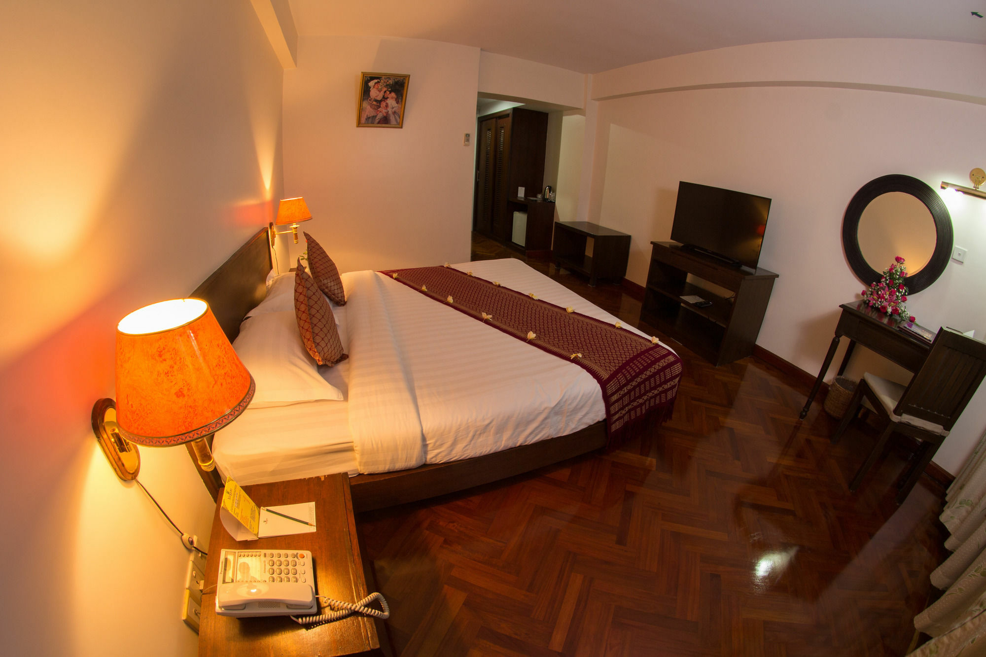 Hotel Yangon Ngoại thất bức ảnh